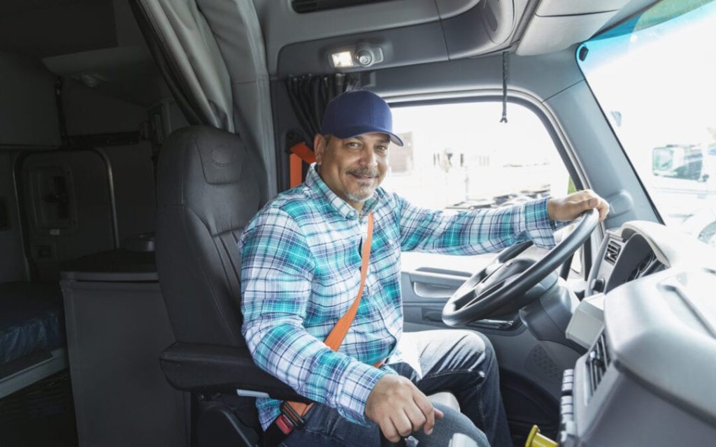 How to select the perfect trucking job for your lifestyle