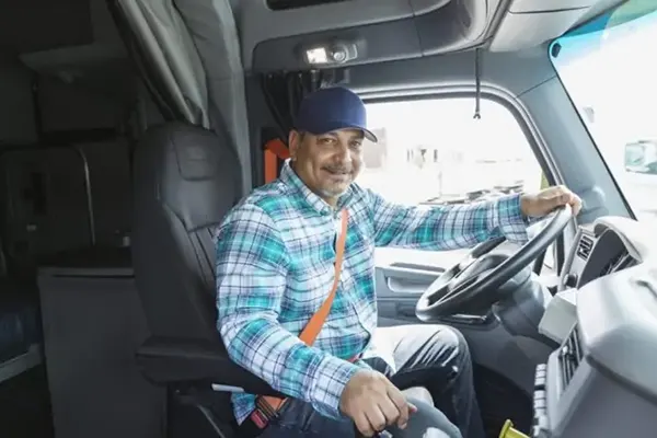 select-the-perfect-trucking-job_schneider-1080x675-1-768x480 select-the-perfect-trucking-job_schneider-1080x675-1-768x480